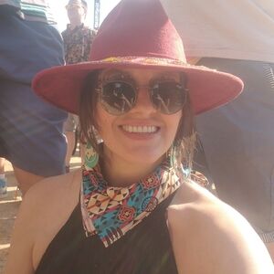 Meet your Posher, Amanda